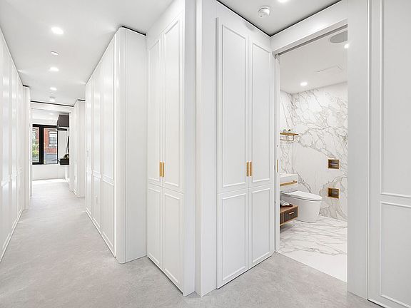 5th image of 659 Grand St #2