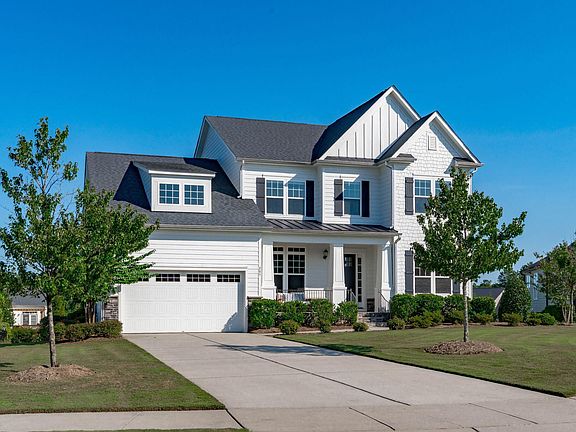 2nd image of 205 Evanview Ct