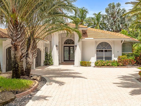 2nd image of 6001 NW 97th Drive