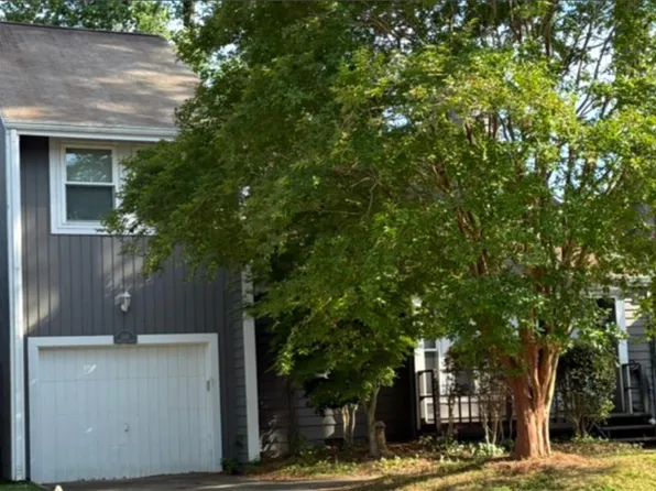 1161 Treefern Dr, Virginia Beach, VA 23451