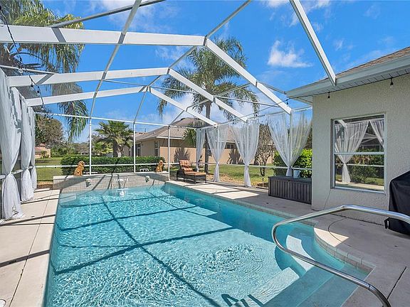 5th image of 11747 Manistique Way