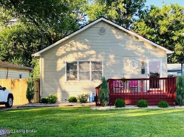 1709 Military Ave, Lyndon, KY 40242