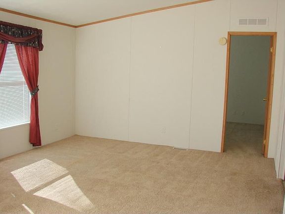 Vaulted Ceilings; Family Room