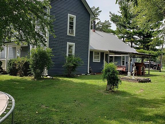 4th image of 1850 County Road 1325 E