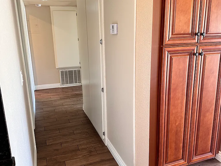22540 Jeffrey Mark Ct #5 — Photo 33