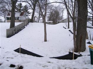 3320 Navarre Ln, Wayzata, MN 55391