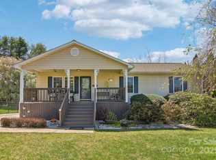 11 Haven Crest Ln, Fletcher, NC 28732