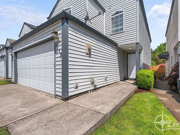3rd image of 5113 NE 77th Ave