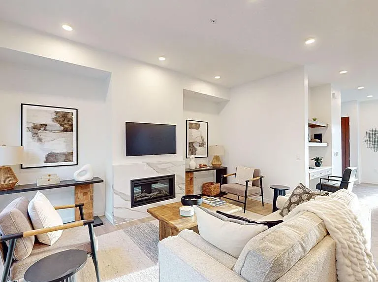 1 West Dr #4 — Photo 10
