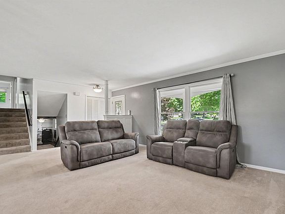 5th image of 6247 Exeter Ct