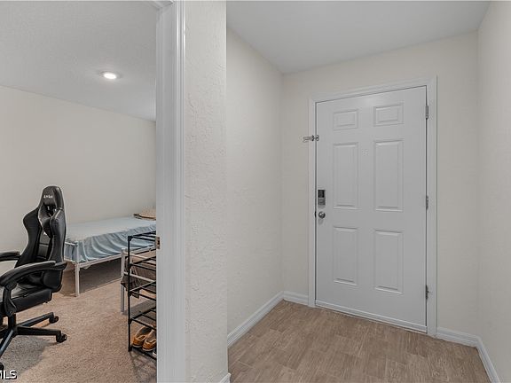 5th image of 2706 9th St SW