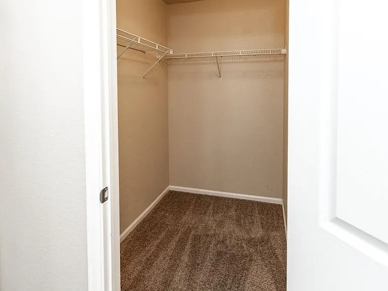 1441 Kempton Aly — Photo 24