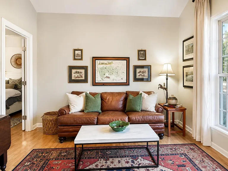 Fox Tail Ct — Photo 3