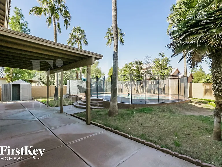 16136 W Desert Bloom St — Photo 14