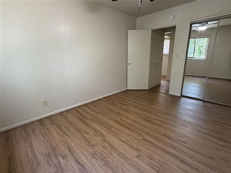 Richardson Court Apartments — Photo 16