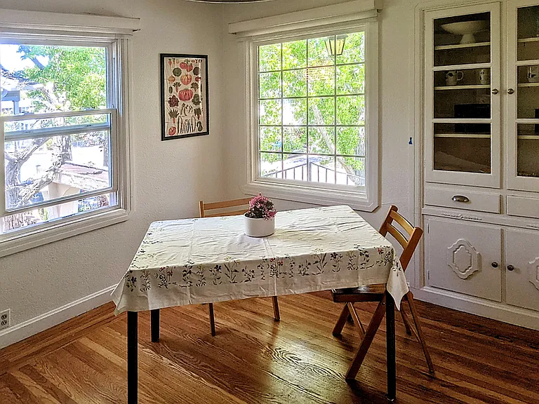 Daniels Ave — Photo 12
