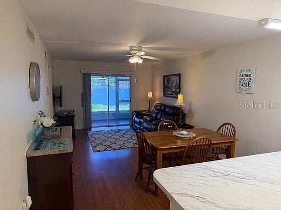 5th image of 12538 SW KINGSWAY CIRCLE #403