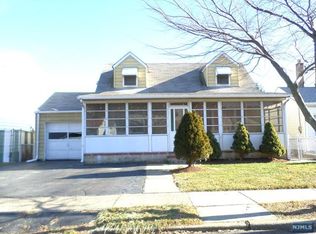 482 Farnham Ave, Lodi, NJ 07644