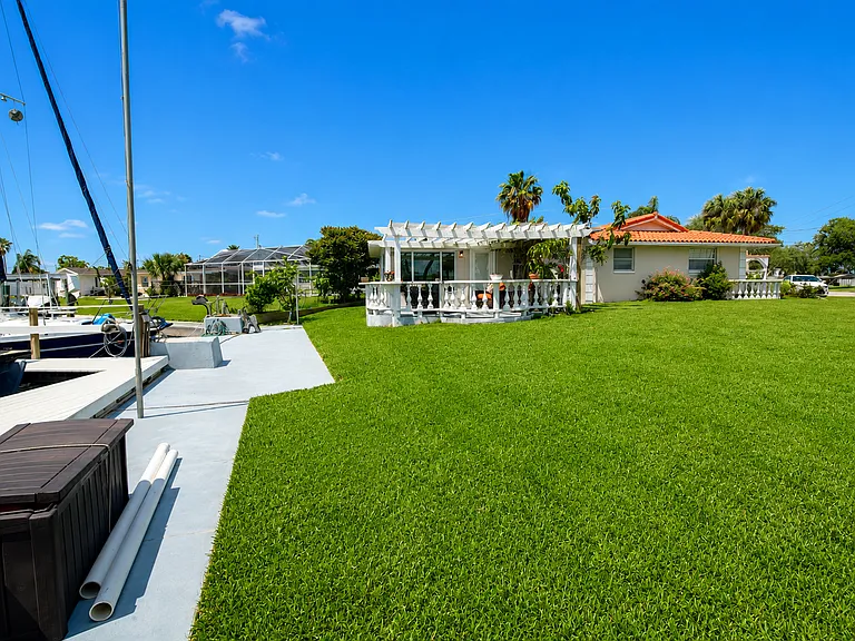 4452 Topsail Trl — Photo 35