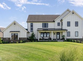 18331 Lakes End Ct, Westfield, IN 46074