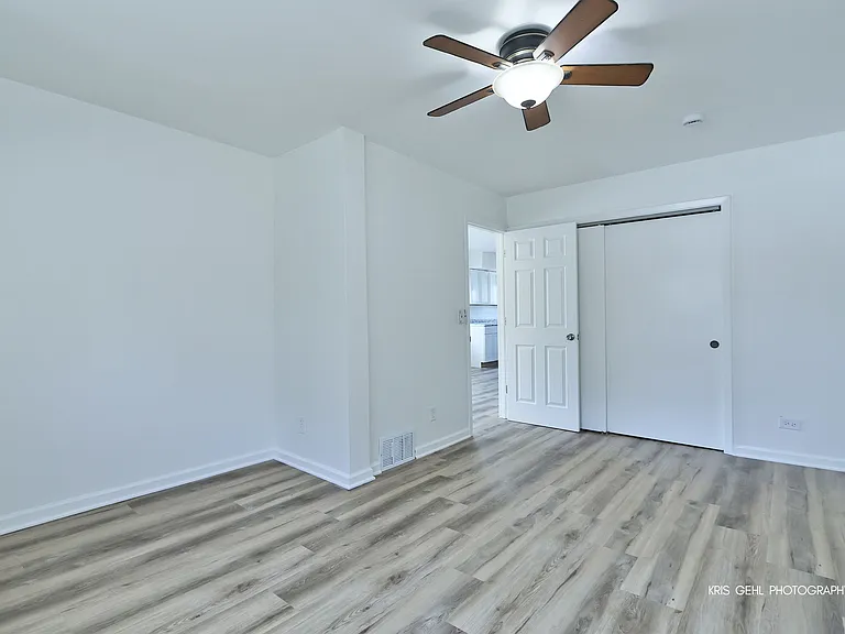 26415 W Ingleside Shore Rd — Photo 10