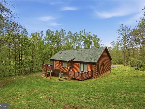 2nd image of 938 Fetchett Rd