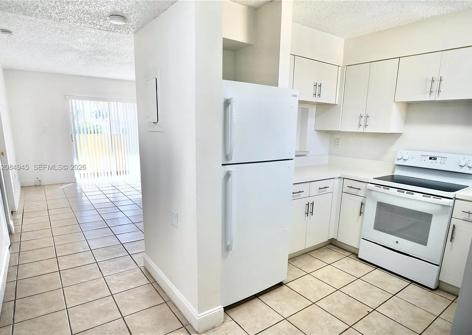 Waterview Condo — Photo 2