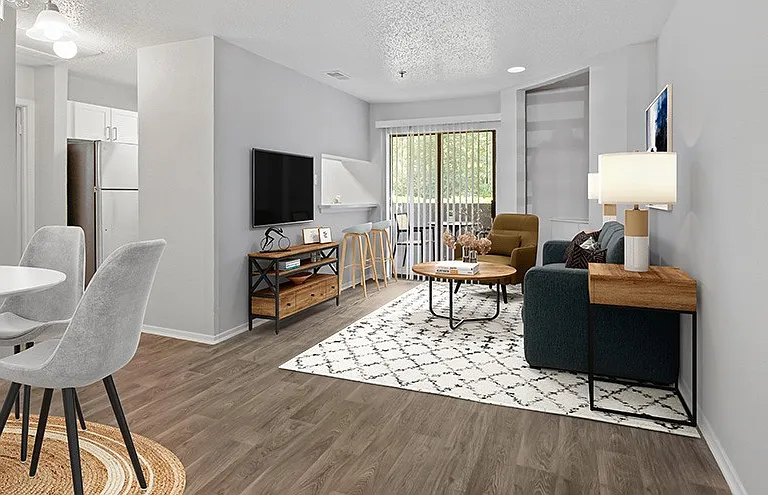 Hollytree Apartments — Photo 6