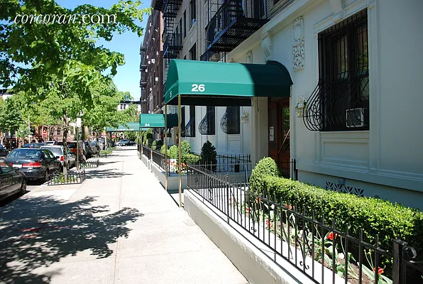 Rented by Corcoran | media 42