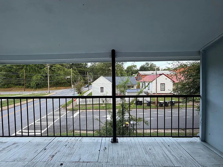 2 N McLin St — Photo 16