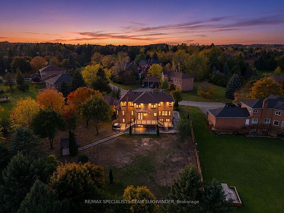 2nd image of 18 Hawthorne Rd
