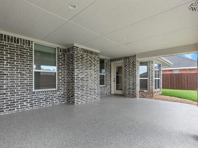 4815 Falcon Crest Blvd — Photo 22