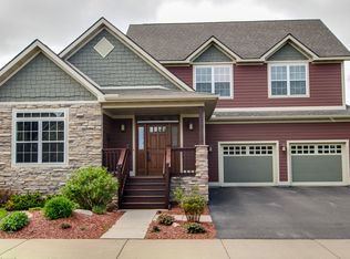 11657 E Laketowne Dr NE, Albertville, MN 55301