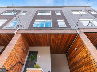 626 E Flora St, Philadelphia, PA 19125