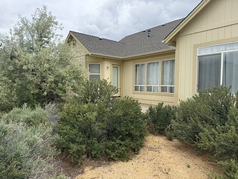 3524 Silverado Dr — Photo 2