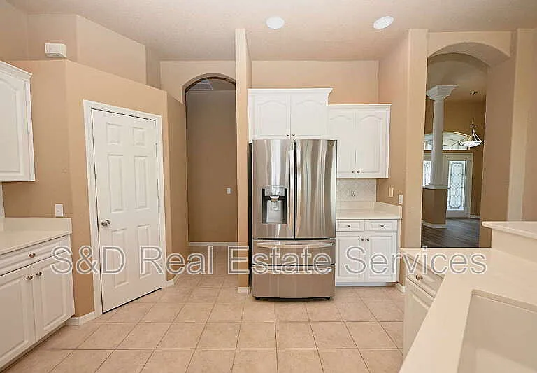 2618 High Ridge Dr — Photo 10
