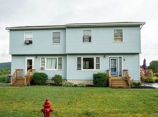 8 Sunnyside Dr, Wayland, NY 14572
