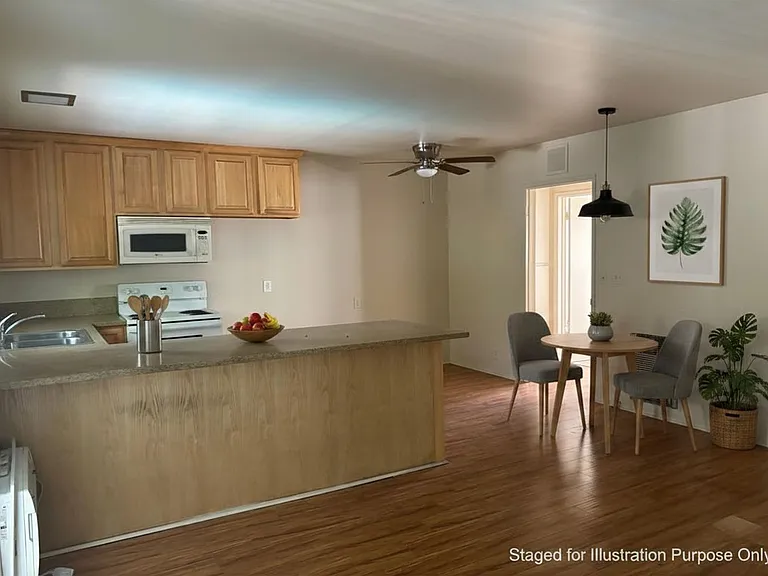 6930 Fulton Ave — Photo 1
