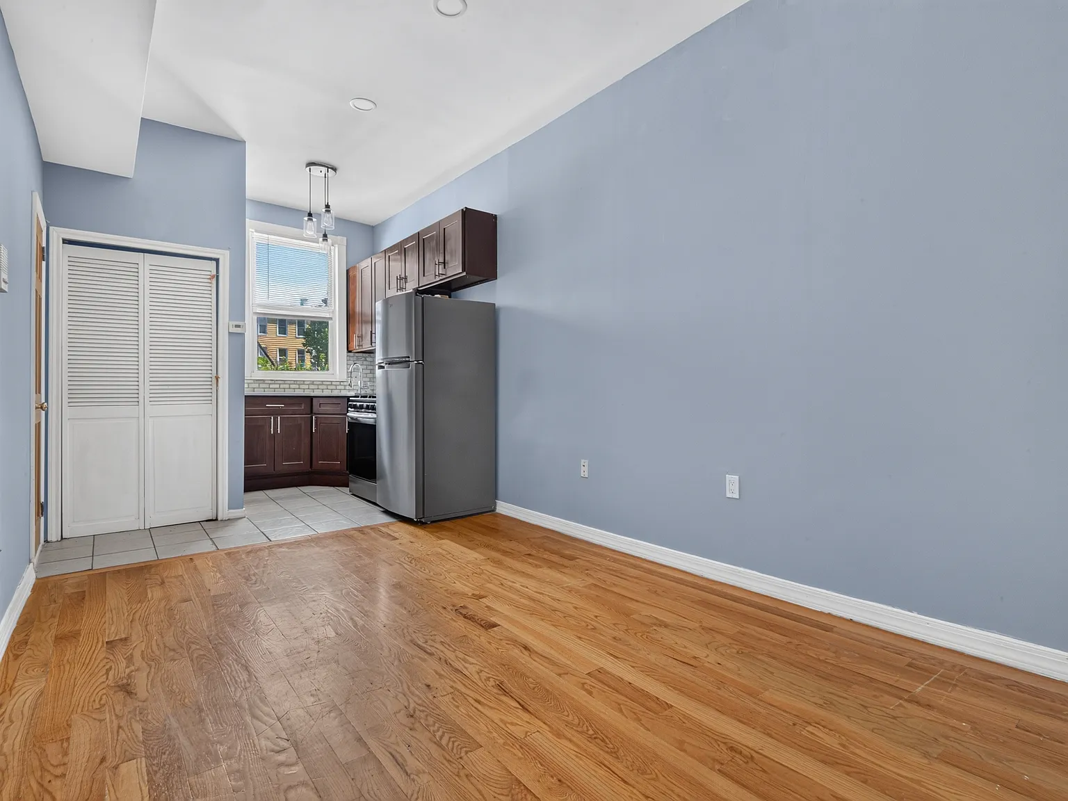 1 bed, 650 sqft, $1,900 — Photo 4