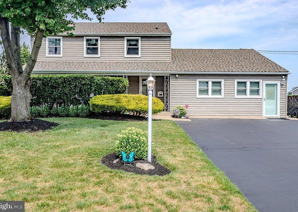 1st image of 2 Bellows Ln