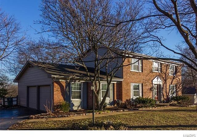 1st image of 284 River Valley Dr
