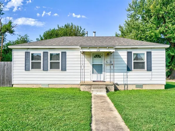 102 Oak St, Midwest City, OK 73110
