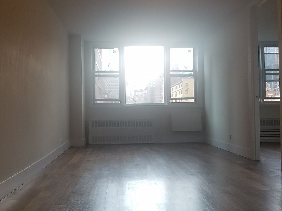 1st image of 200 E 30th St APT 7e