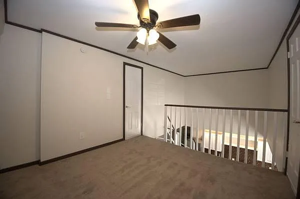 1 bed, 820 sqft, $1,200 — Photo 4