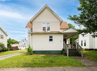 238 Whitney St, Conneaut, OH 44030