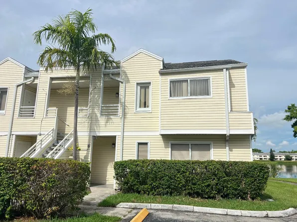 3477 NW 44th St, Lauderdale Lakes, FL 33309