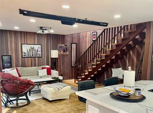 11616 Chenault St APT 4, Los Angeles, CA 90049