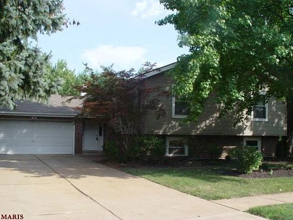3rd image of 12745 Hazenmore Dr