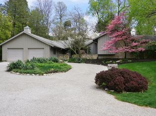 4262 Edgehill Rd, Columbus, OH 43220