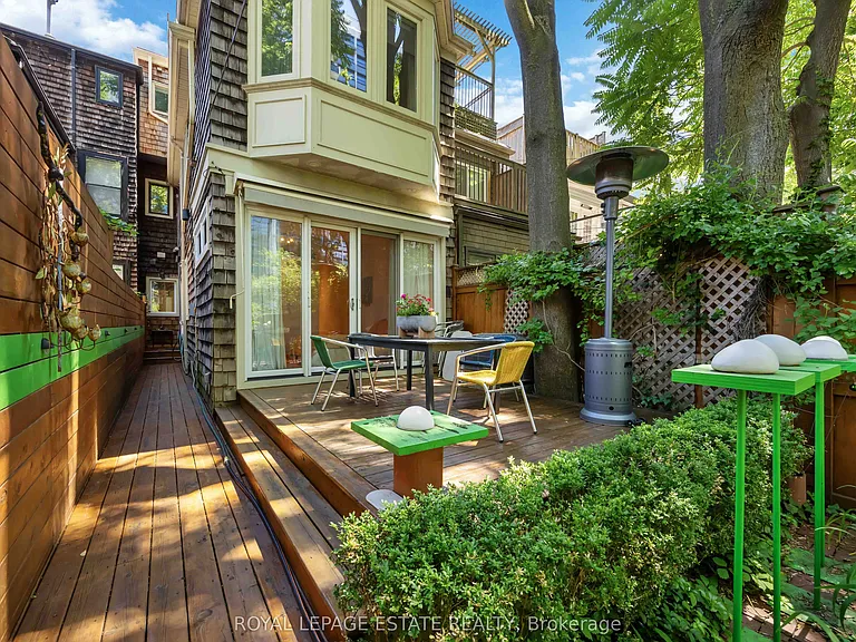 100 Seaton St — Photo 24